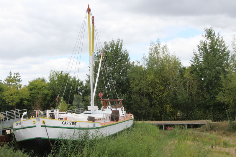 Fichier:Cap vert chaland montjeansurloire 2017a.jpg