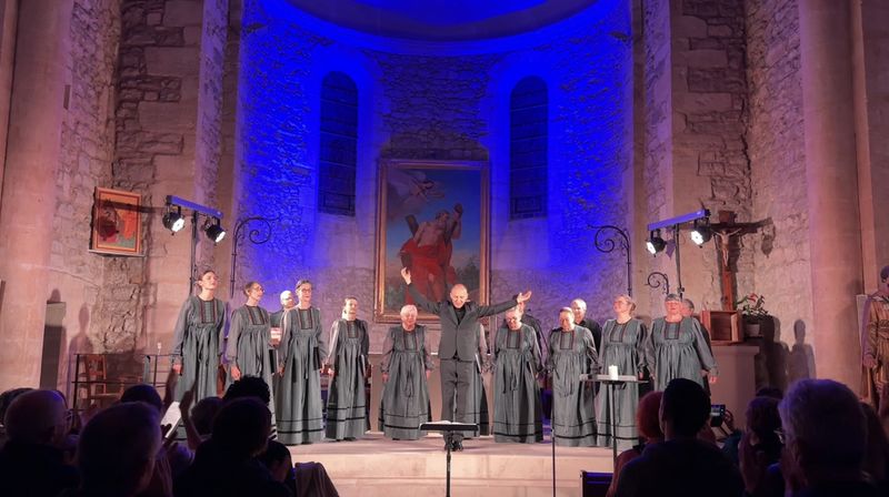 Fichier:Nouveau Choeur ensemble.jpg