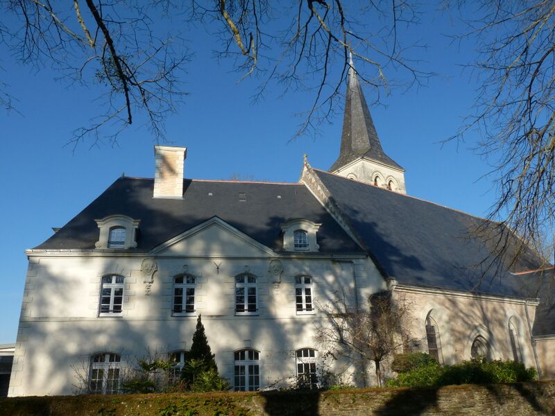 Fichier:Erigne eglise saintpierre 2025a.jpg