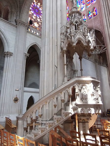 Fichier:Cholet église Notre Dame - 2015i.JPG