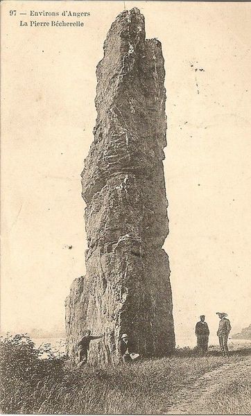 Fichier:Epire pierre becherelle.jpg