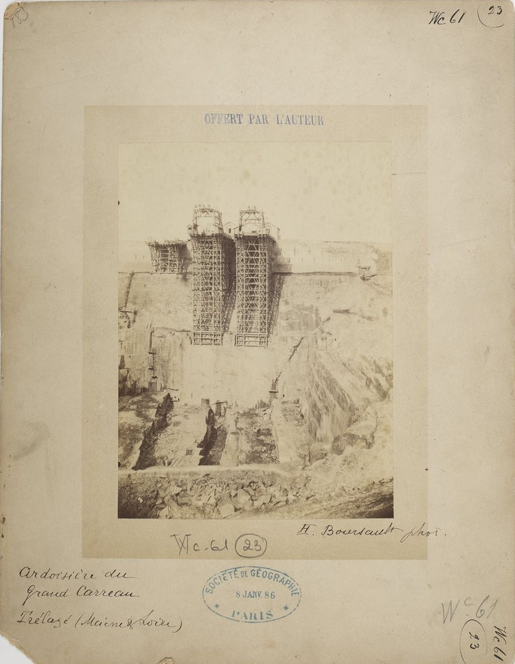 Photographie de l'ardoisière du Grand Carreau à Trélazé (Maine-et-Loire).