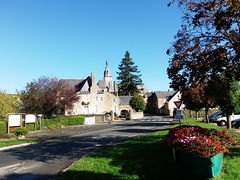 Entrée ouest du village Plus de photos…