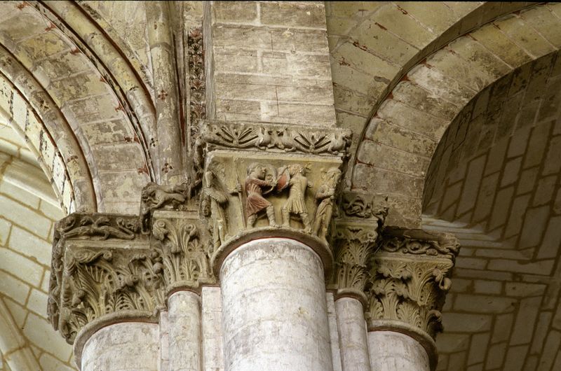 Fichier:Cunault eglise abbatiale 1986b.jpg