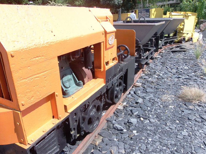 Fichier:Trelaze musee ardoise 2016c.jpg