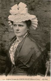 Pontsdece coiffe costume.jpg