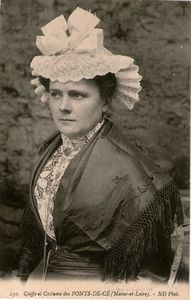 Pontsdece coiffe costume.jpg
