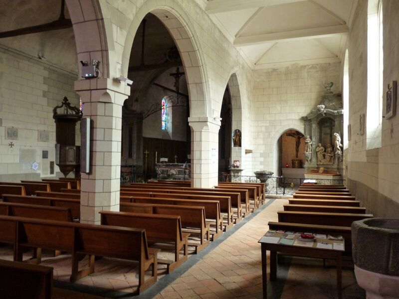 Fichier:Denee eglise notre-dame interieur 2024c.jpg