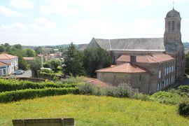 Montfaucon montigné village 2021-9366.JPG