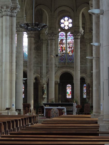 Fichier:Rochefortsurloire eglise saintecroix 2013a.jpg