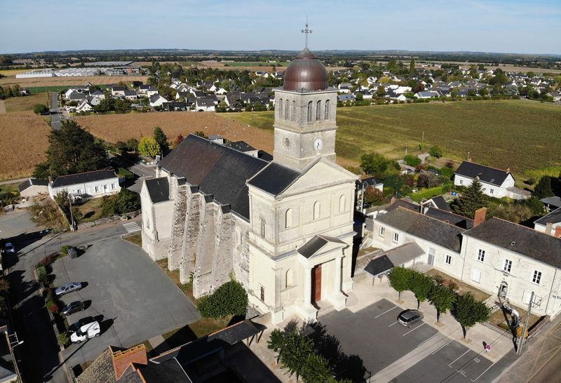 Fichier:Bohalle eglise saintaubin 2018a.jpg
