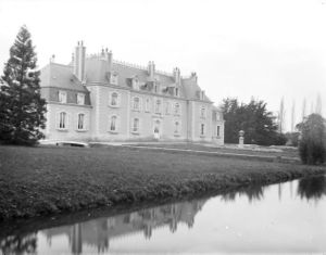 Photographie du château de Vallière.