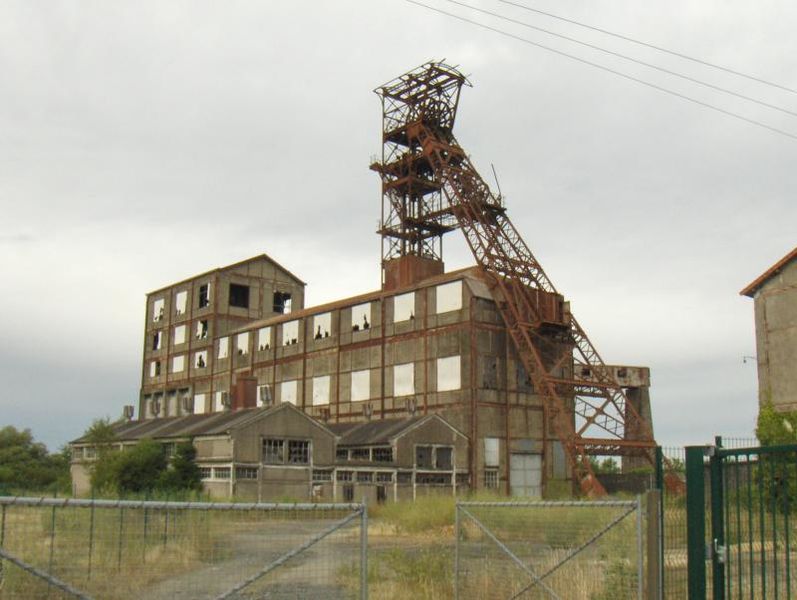 Fichier:Nyoiseau cite bois ii 2009a.jpg
