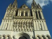 Photographie de la cathédrale d'Angers.