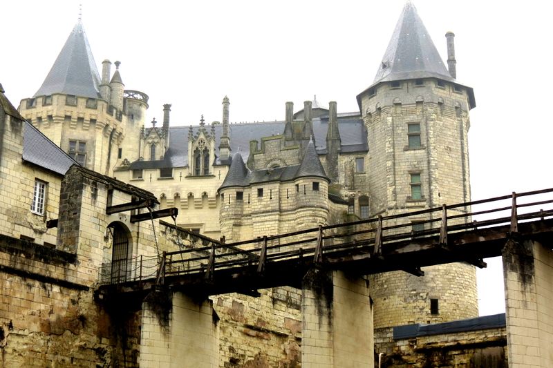 Fichier:Saumur chateau 2013i.jpg