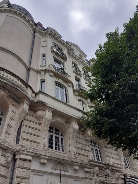 Fichier:Angers immeuble saintjulien 20240-1347.jpg