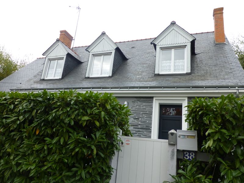Fichier:Angers, Maison de ville avenue de la Blancheraie.JPG
