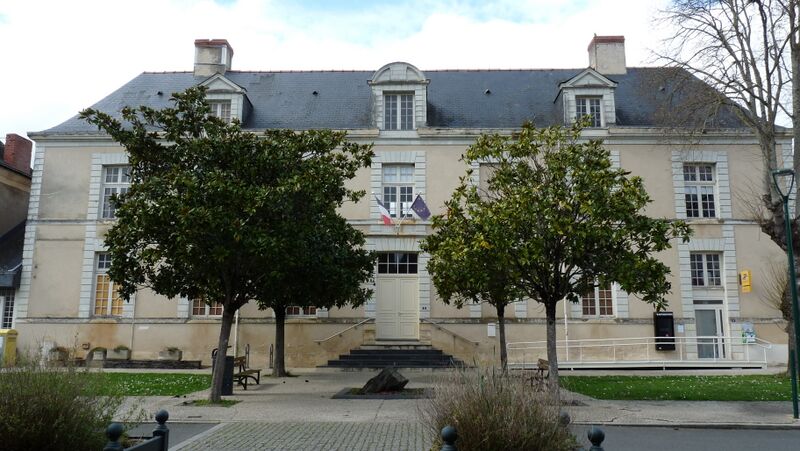 Fichier:Feneu mairie 2025a.jpg