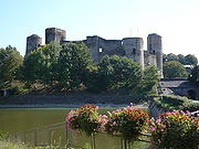 Photographie du château de Pouancé.