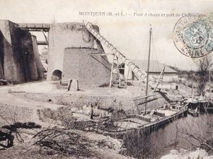 Carte postale ancienne, fours à chaux et port.