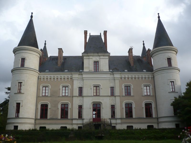 Fichier:Angrie chateau 2011a.jpg