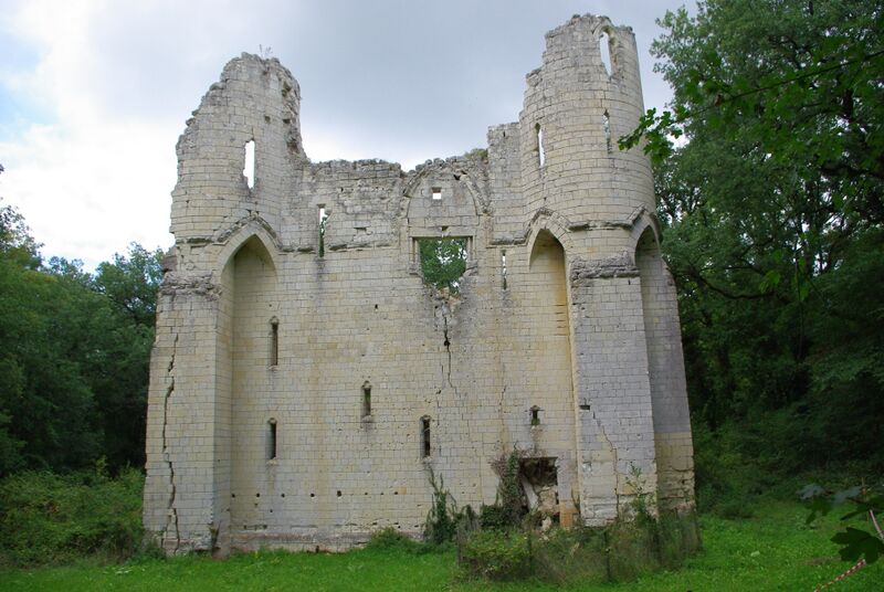 Fichier:Saintcyrenbourg manoir bouchardiere 2011c.jpg