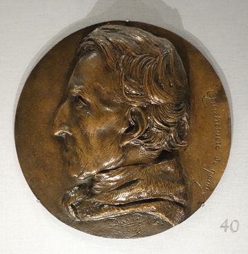 Photographie du médaillon de Quatremère de Quincy (1835).