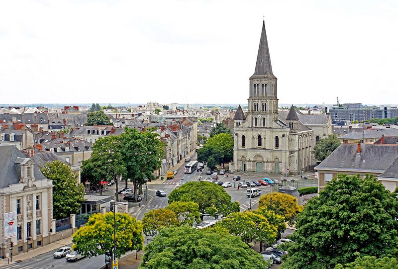Fichier:Saintlaud angers eglise 2014a.jpg