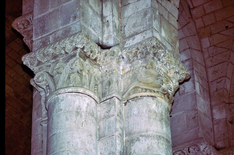 Fichier:Cunault eglise abbatiale 1990b.jpg