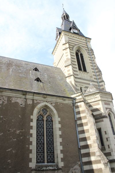Fichier:Saintaubindeluigne eglise 2019 5902.jpg