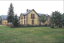 Ferme modèle : le logis du fermier.