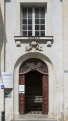 Porte d'entrée principale