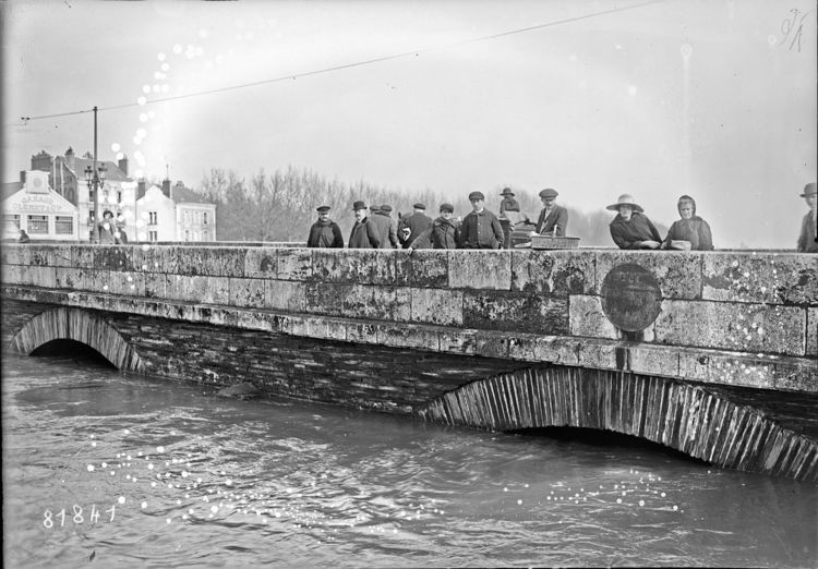 Photographie du pont de verdun.