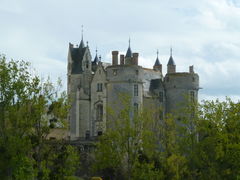 Montreuilbellay chateau-2013a.jpg