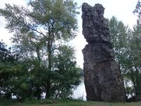 Photographie de la pierre Bécherelle.