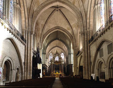 Angers cathedrale interieur 2011a.jpg