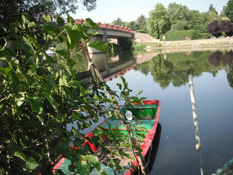Fichier:Mayenne a montreuil-juigne 2013-1.jpg