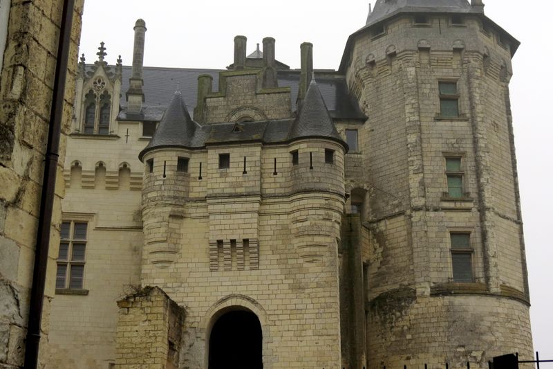 Fichier:Saumur chateau 2013d.jpg