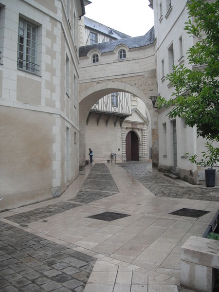 Fichier:Angers rue du musee 2013-03.jpg