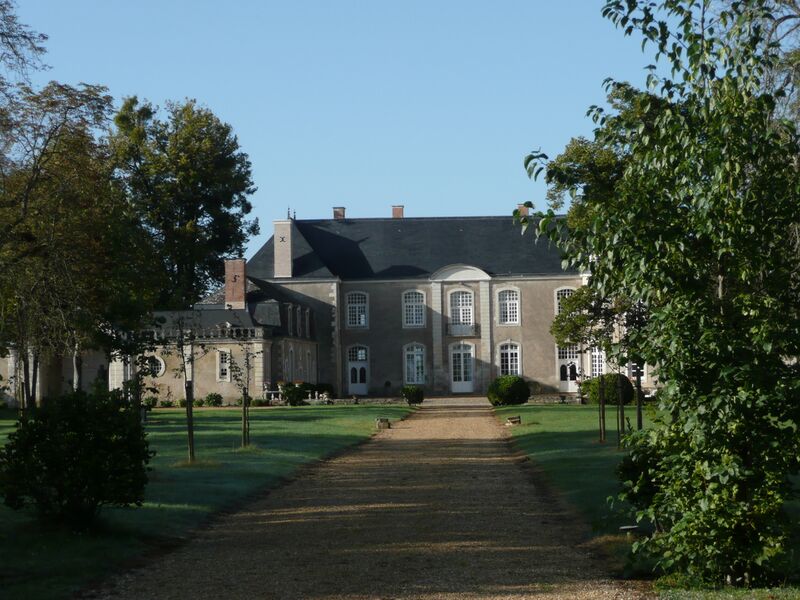 Fichier:Daumeray chateau rochejacquelin 2011a.jpg