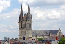 Angers cathedrale 2014b.jpg