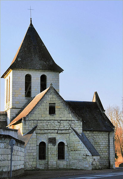 Fichier:SaintHilaire église romane - 2008a.jpg
