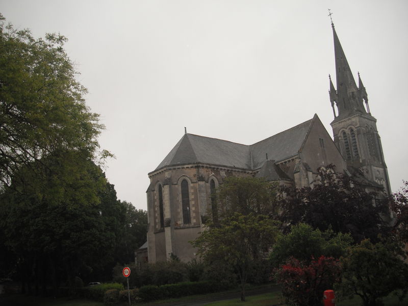 Fichier:Contigne eglise 2012.jpg