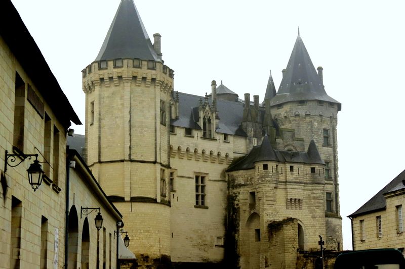 Fichier:Saumur chateau 2013c.jpg