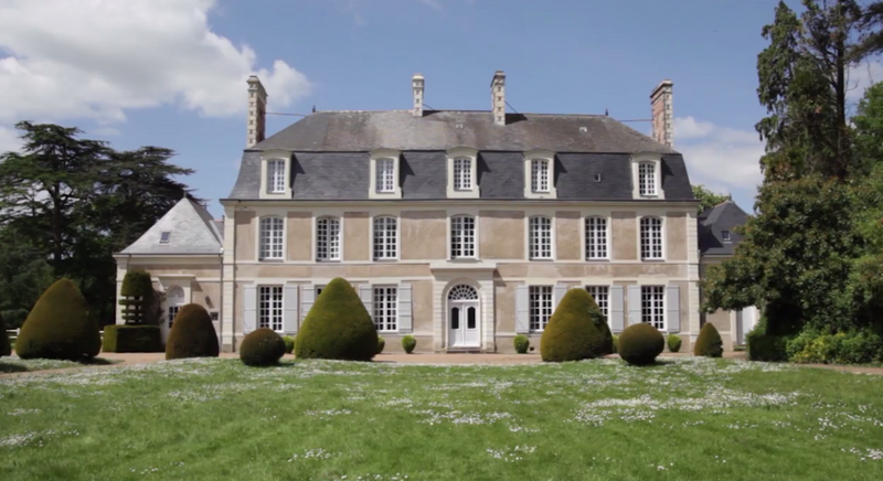 Fichier:Champtocesurloire chateau beauchesne 2014a.png
