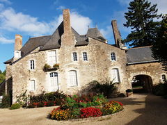 Ancien presbytère des XVIe et XVIIIe siècles Plus de photos…