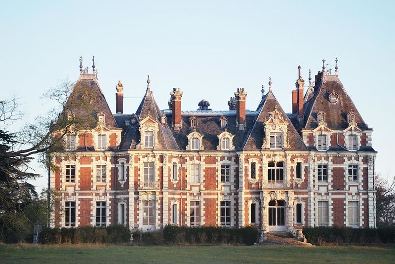 Fichier:Jumelliere chateau 2018a.jpg