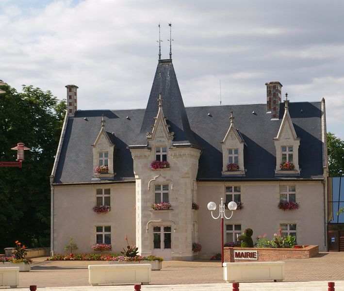 Fichier:Montreuiljuigne mairie 2006a.jpg