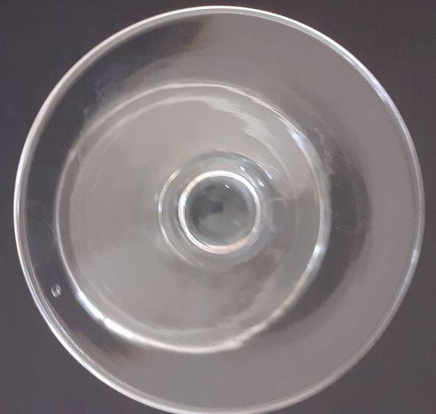 Fichier:Anjou verre 2023c dessous.jpg