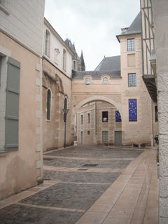 Photographie de la rue du Musée à Angers.